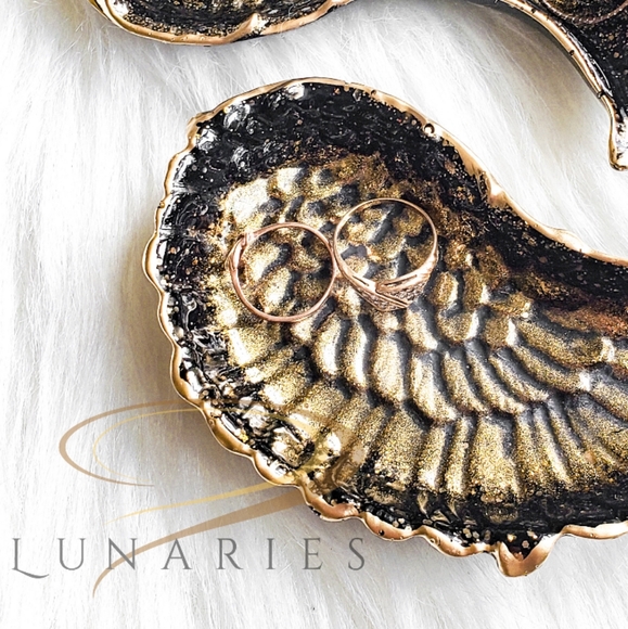 SOLD - Angel Wings Trinket Dish Set - Picture 5 of 10